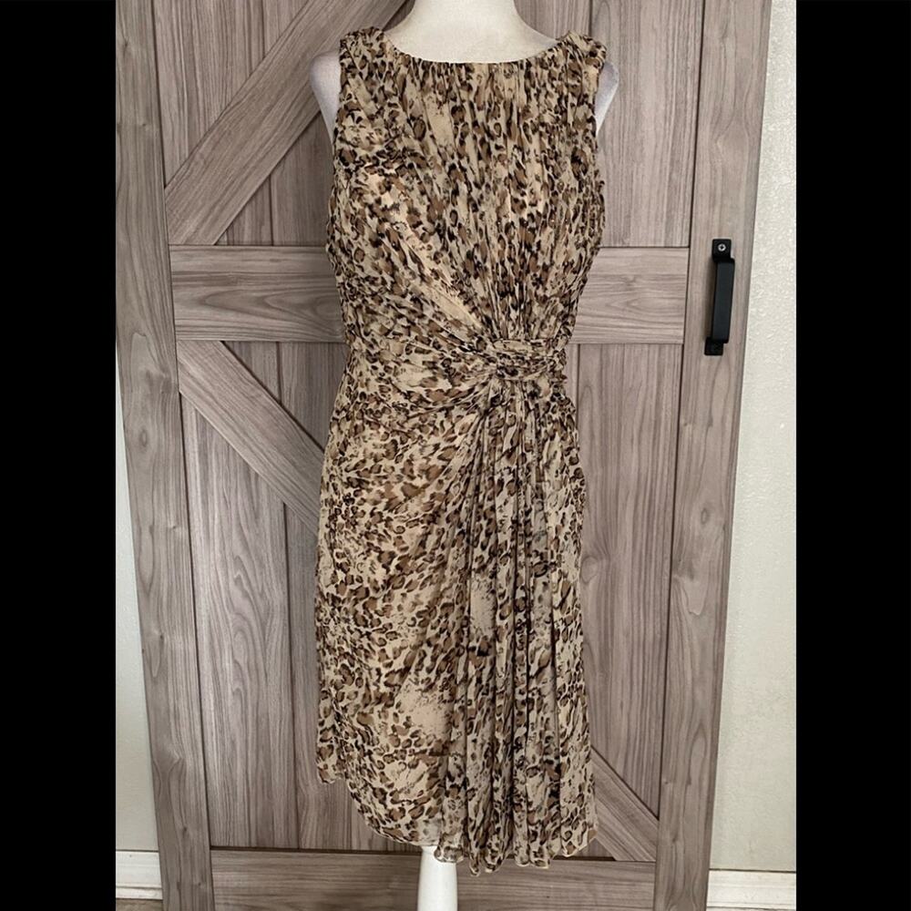 Alex evenings size 8 sleeveless animal print dress